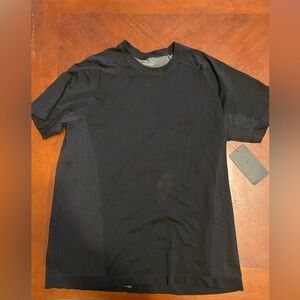 Fabletics Men’s Training Day Tee